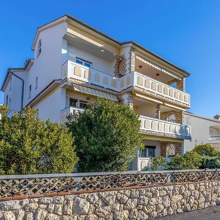 In With Wifi Apartman